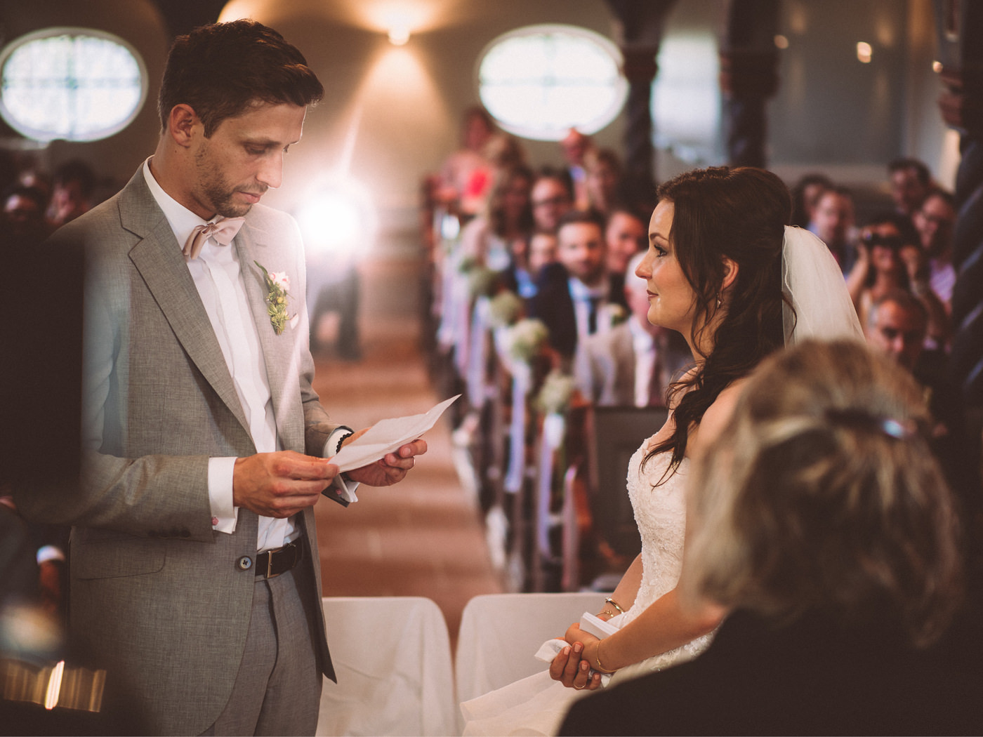 Wedding at Hofgut Georgenthal - a fairytale wedding with fantastic portraits in the hills of the Taunus