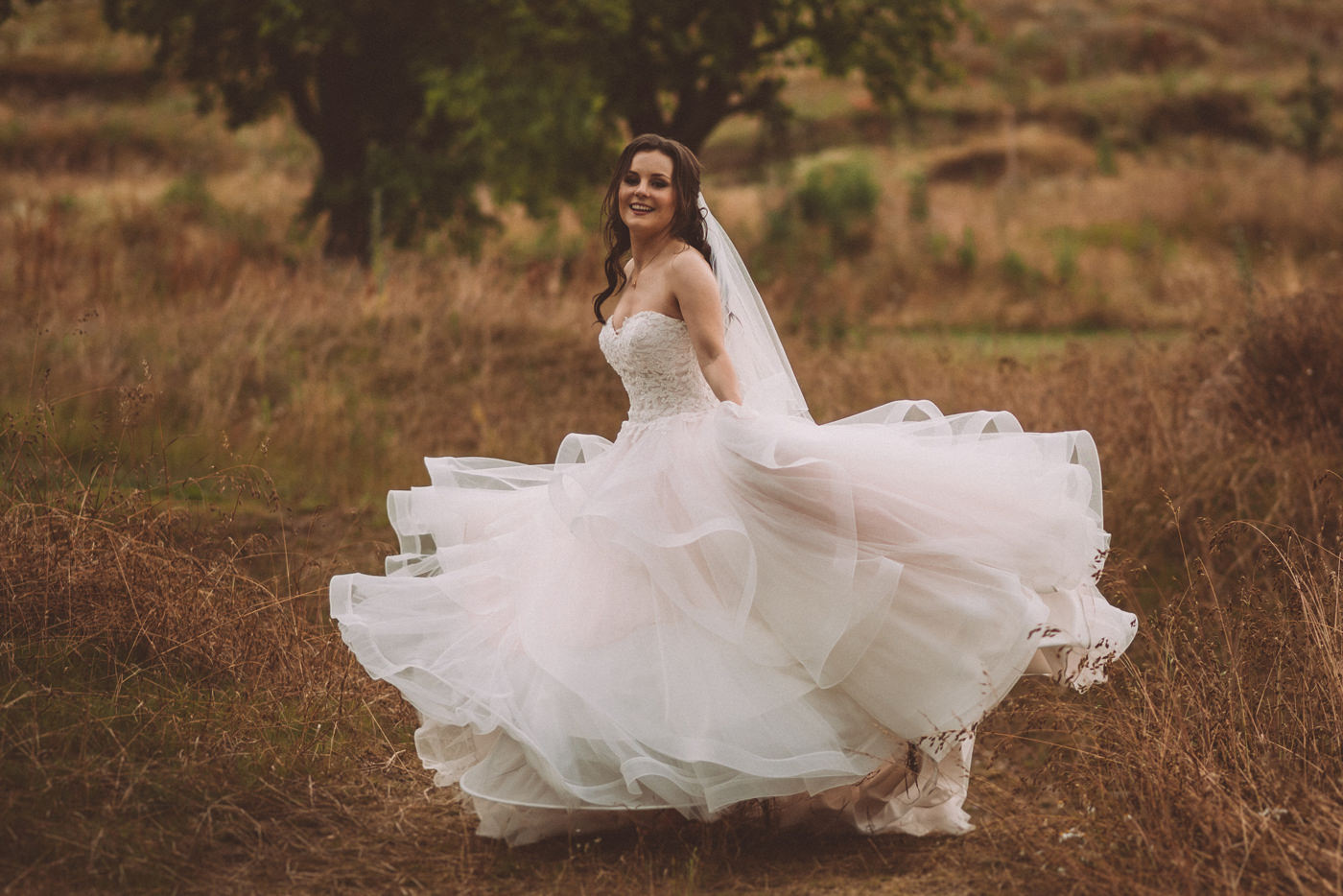 Wedding at Hofgut Georgenthal - a fairytale wedding with fantastic portraits in the hills of the Taunus