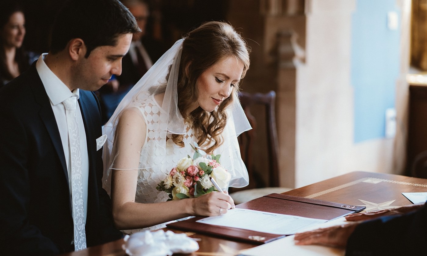 Tiny Wedding at Schlosshotel Kronberg - Photos of a small Wedding near Frankfurt