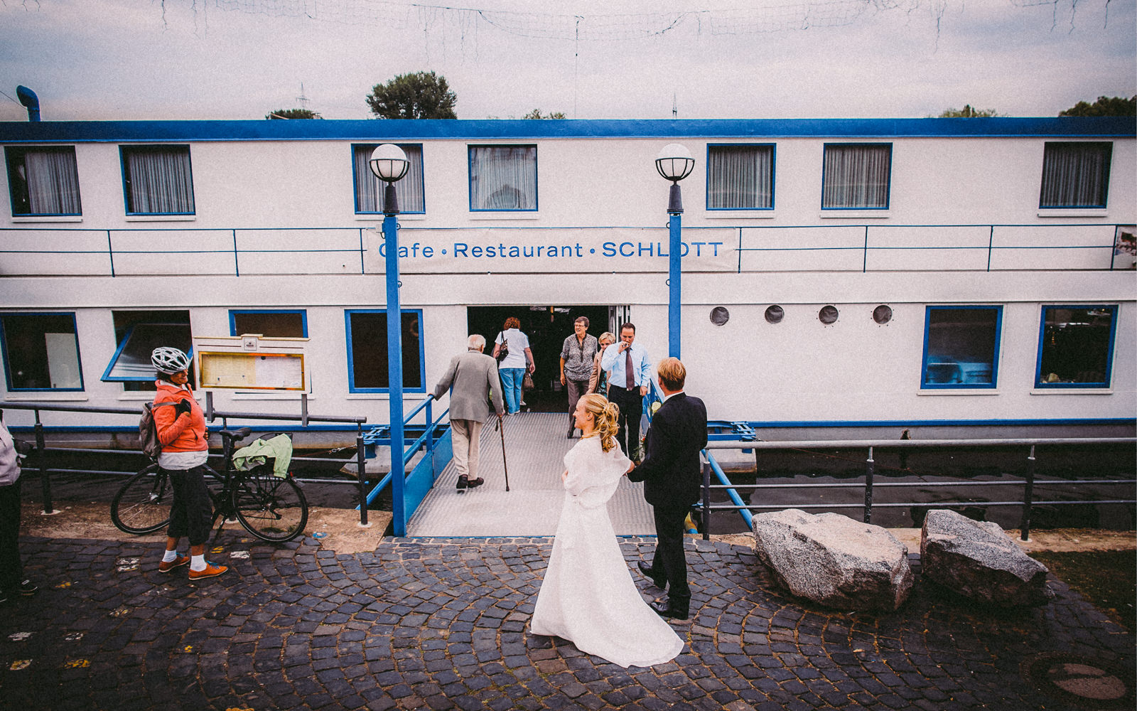 Heinke & Uli | Hochzeit in Frankfurt-Höchst, Bolongaropalast, Altstadt und Schiff