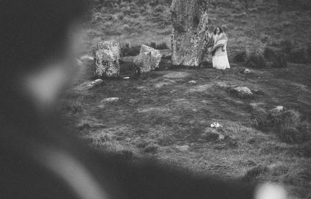 Elopement im Westen Irlands - zwei Deutsche heiraten im Steinkreis auf der irischen Beara Halbinsel