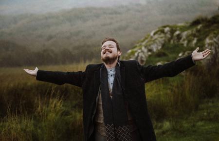 Elopement im Westen Irlands - zwei Deutsche heiraten im Steinkreis auf der irischen Beara Halbinsel