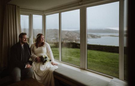 Elopement im Westen Irlands - zwei Deutsche heiraten im Steinkreis auf der irischen Beara Halbinsel