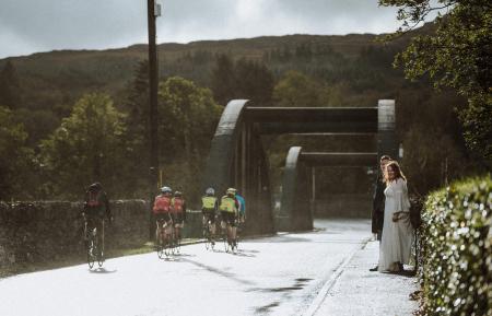 Elopement im Westen Irlands - zwei Deutsche heiraten im Steinkreis auf der irischen Beara Halbinsel